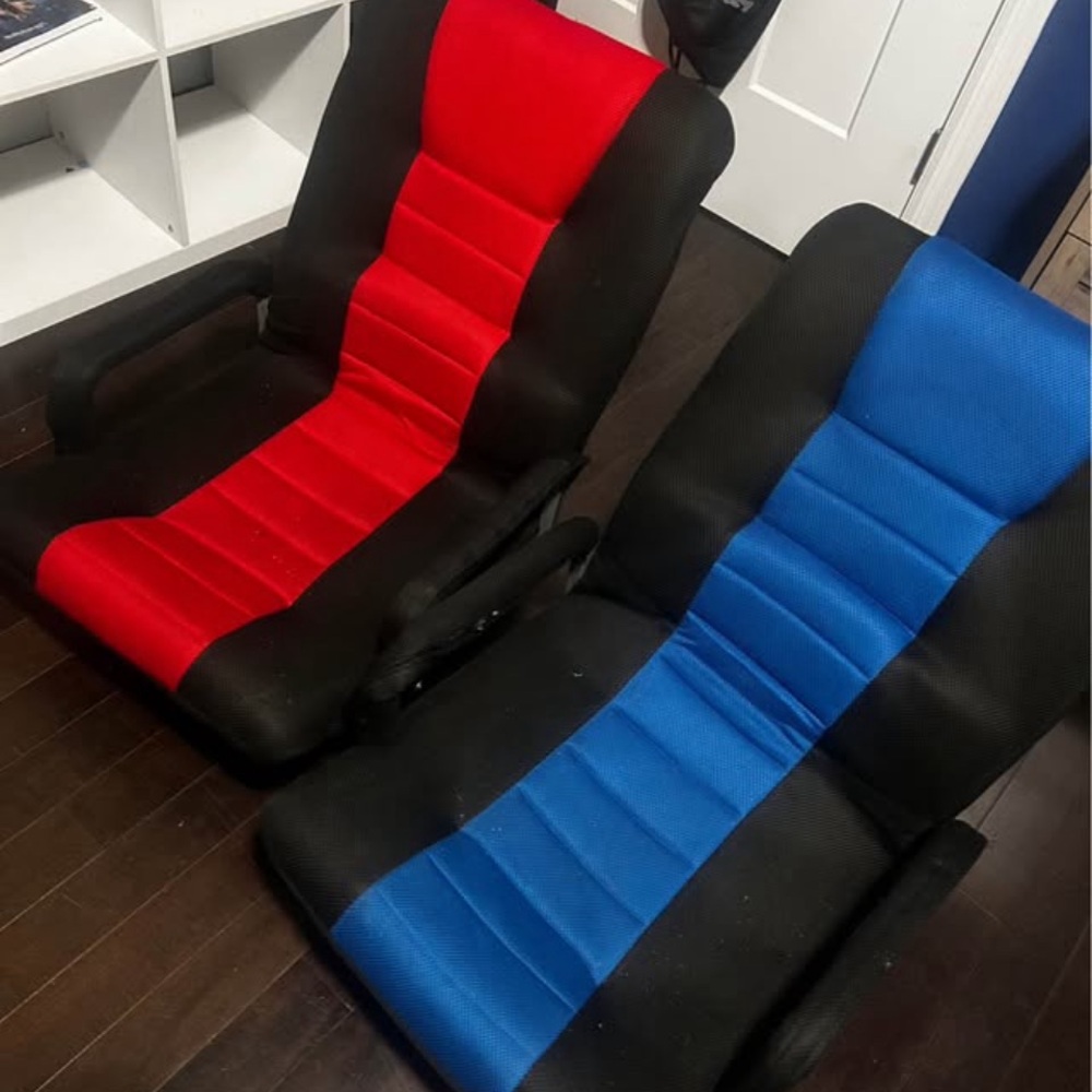 Red and Blue Gaming Chairs